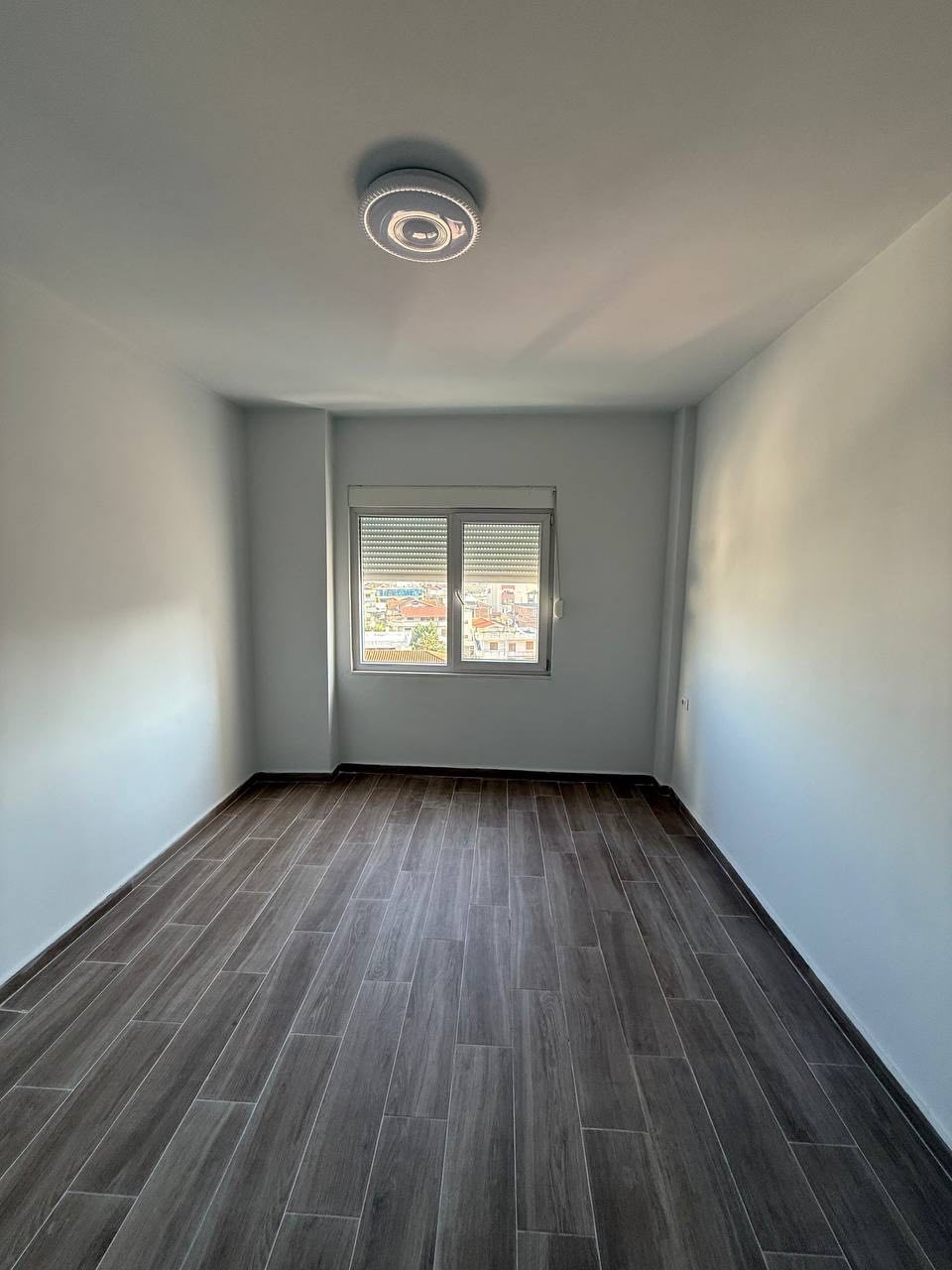 Apartament 2+1 per qera, te Zjarrfikesja ne Durres.