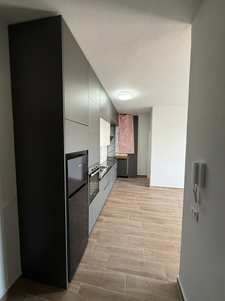 Apartament 2+1 per qera, te Zjarrfikesja ne Durres.