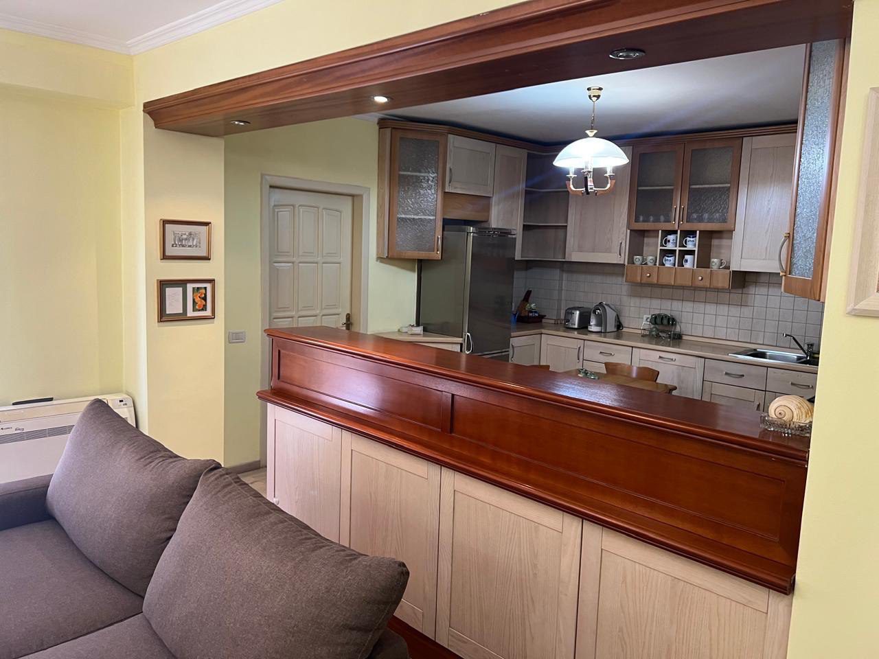 Apartament 2+1 per qera,  prane Maternitetit “Mbreteresha Geraldine”, Tirane.