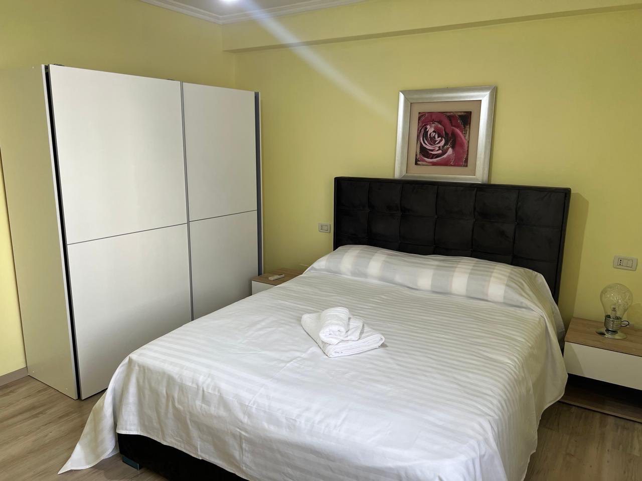 Apartament 2+1 per qera,  prane Maternitetit “Mbreteresha Geraldine”, Tirane.