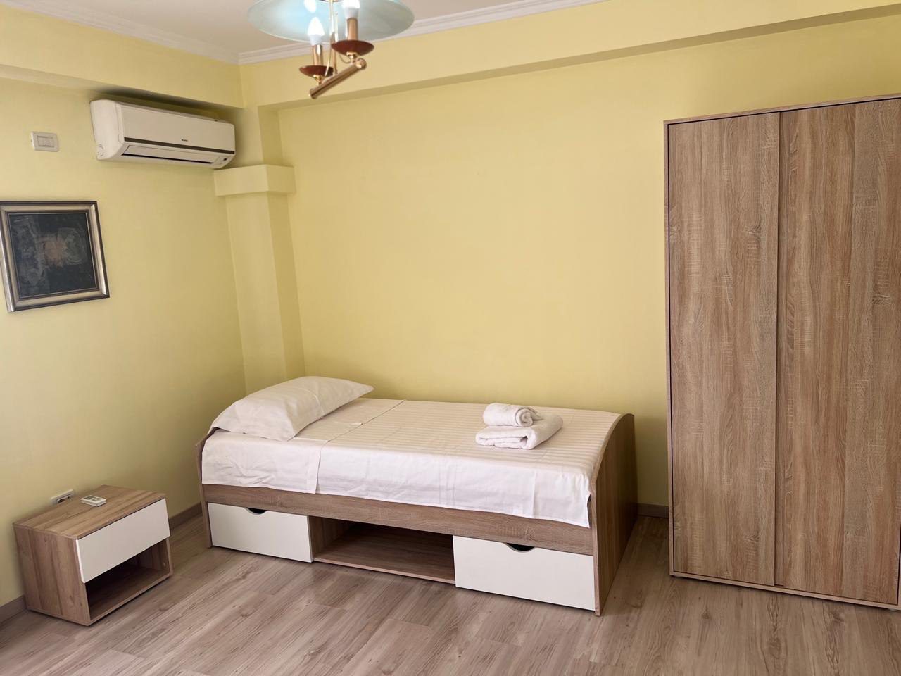 Apartament 2+1 per qera,  prane Maternitetit “Mbreteresha Geraldine”, Tirane.