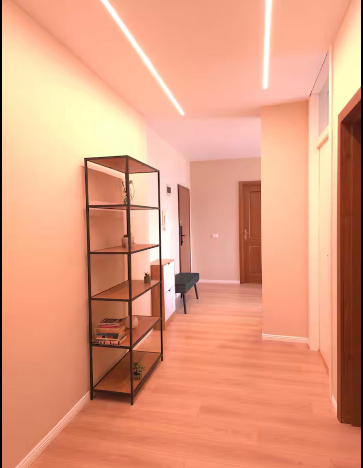 Apartament per qera, prane Sky Tower, Tirane.