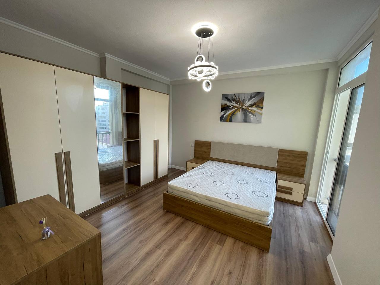 Apartament 2+1 per shitje, ne Plazh, Durres.