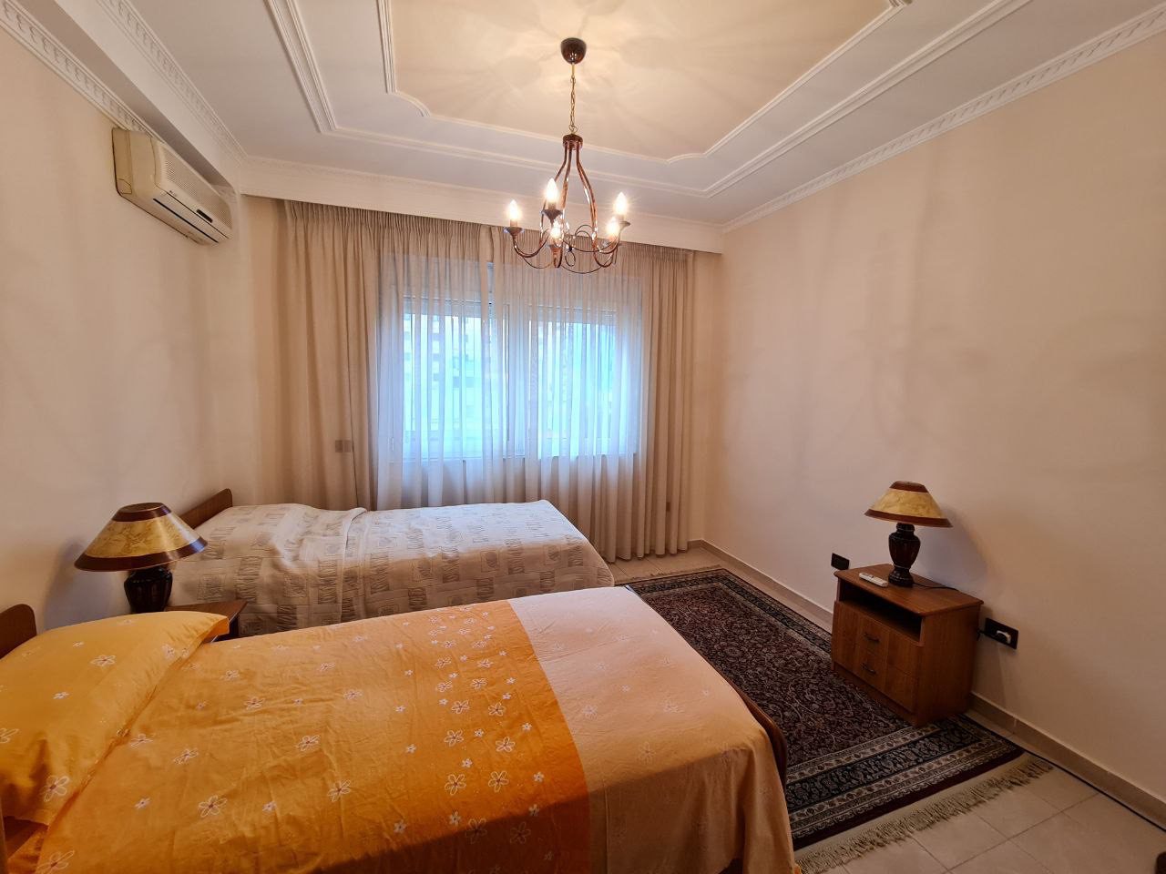 Apartament 2+1 per qera, ne Bllok, Tirane.