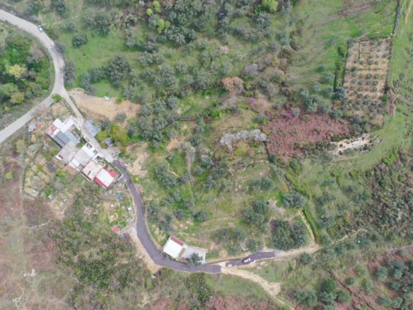 Toke 4100 m2 per shitje, ne Mjull-Bathore, Tirane.