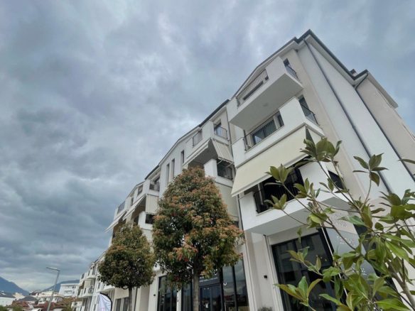 Apartament 2+1 per shitje, Oasis Lake Residence, Tirane.