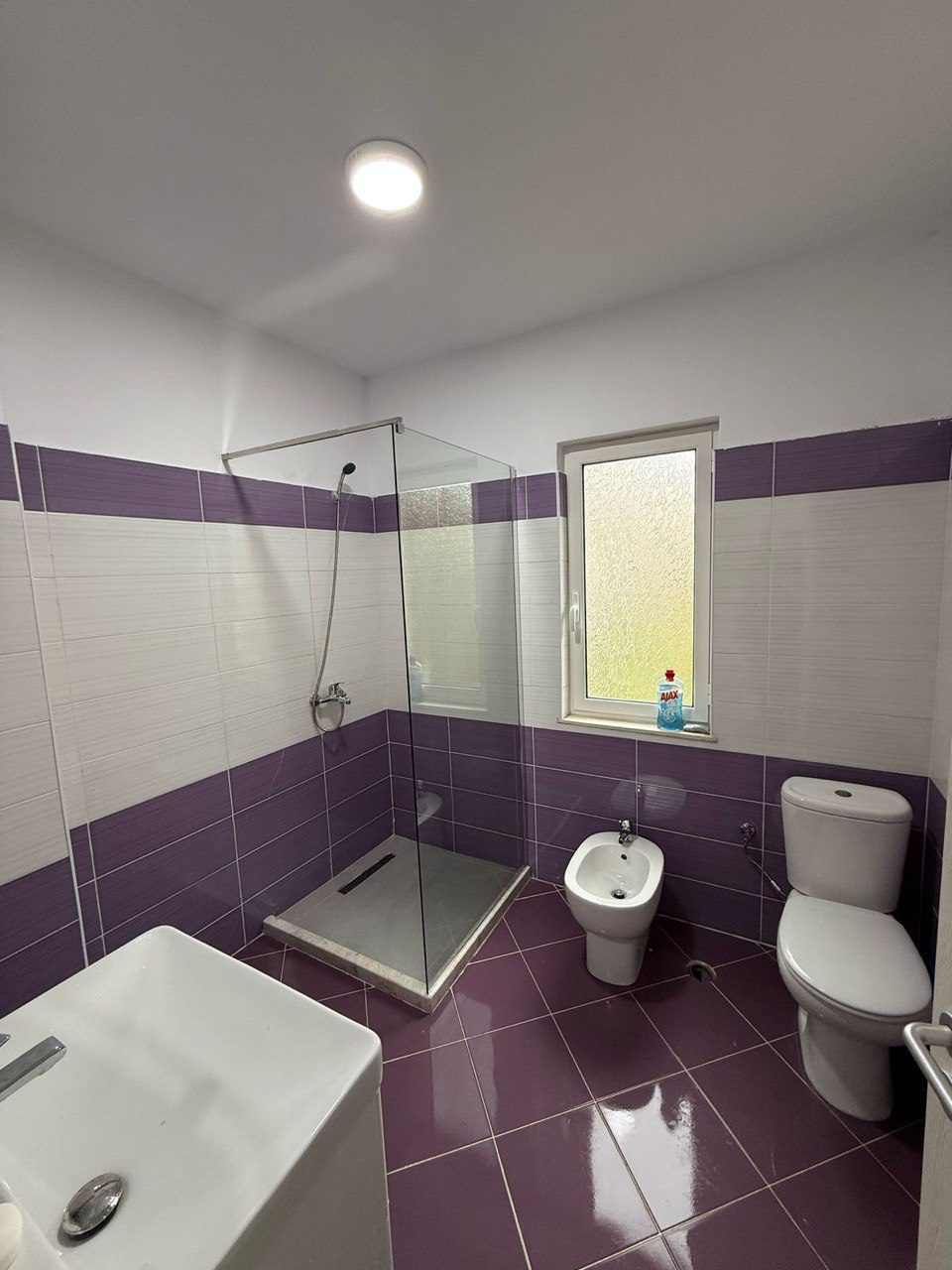 Apartament 1+1 per shitje, te Shkembi Kavajes, Durres.