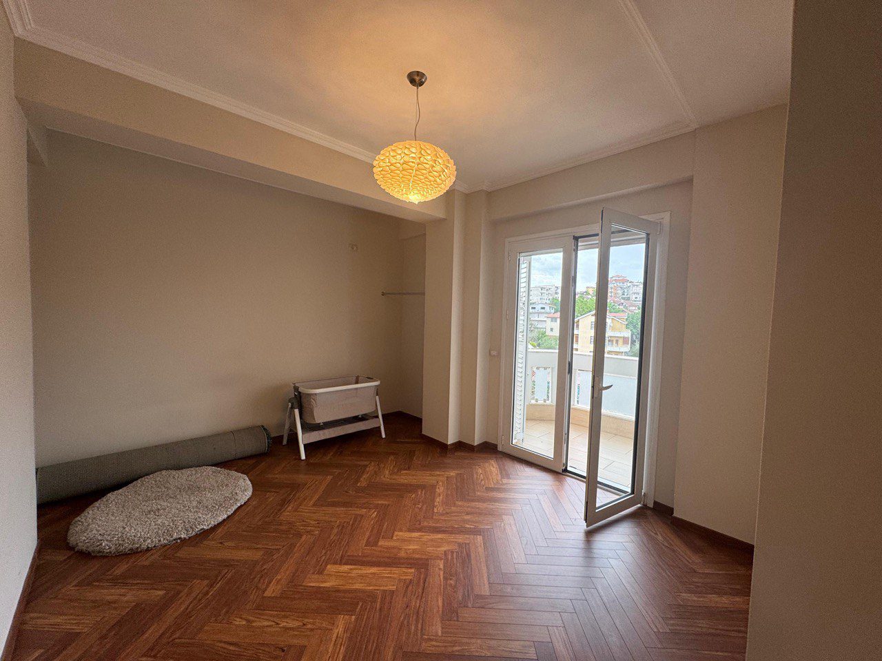 Apartament 3+1 per qera, te Vilat Amerikane, Tirane.