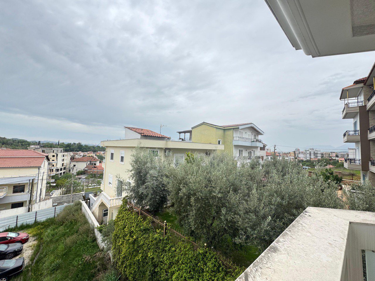 Apartament 3+1 per qera, te Vilat Amerikane, Tirane.