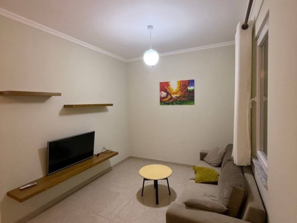 Apartament 2+1 per qera, prane Spitalit Amerikan 3, Tirane.