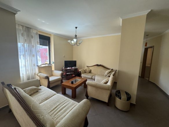 Apartament 3+1 per qera, te rruga Bogdaneve, Tirane.