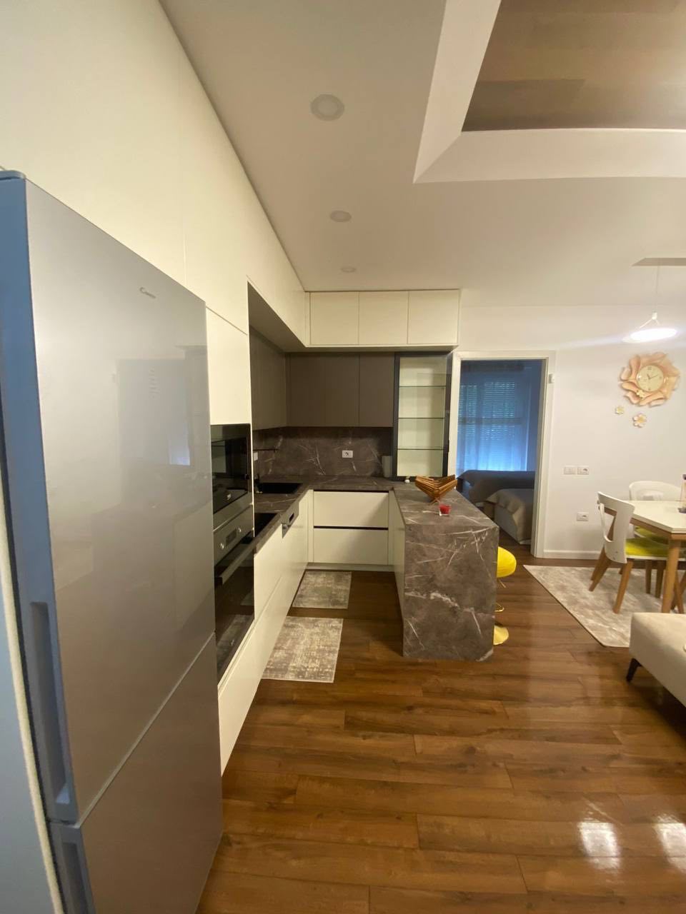 Apartament 2+1 ne shitje, Liqeni i Thate, Tirane.