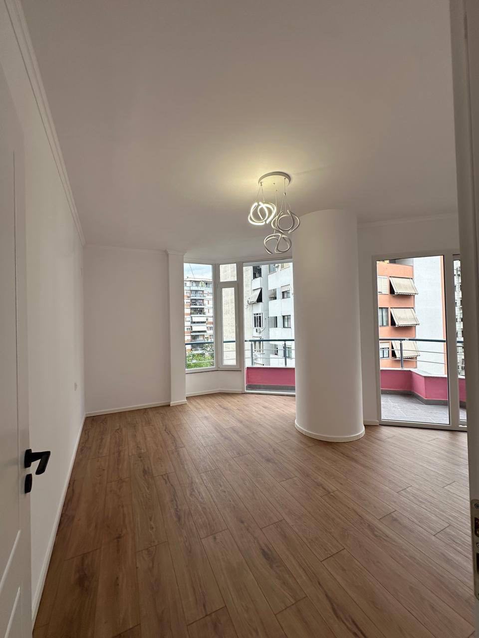 Apartament 2+1 per shitje, ne Astir, Tirane.