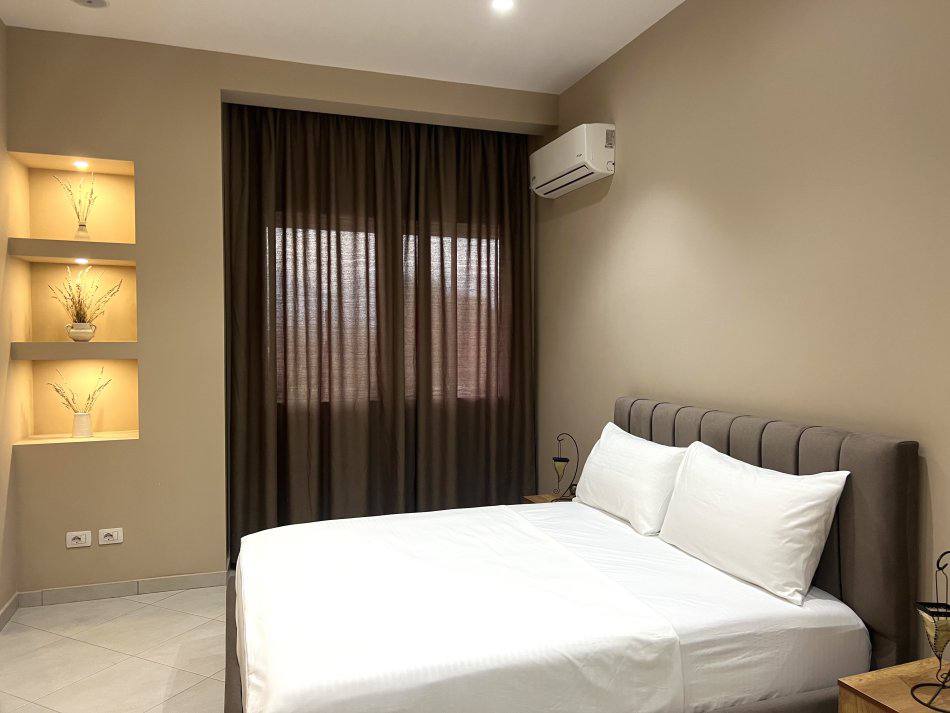 Apartament 1+1 per qera, te Kopshti Botanik, Tirane.