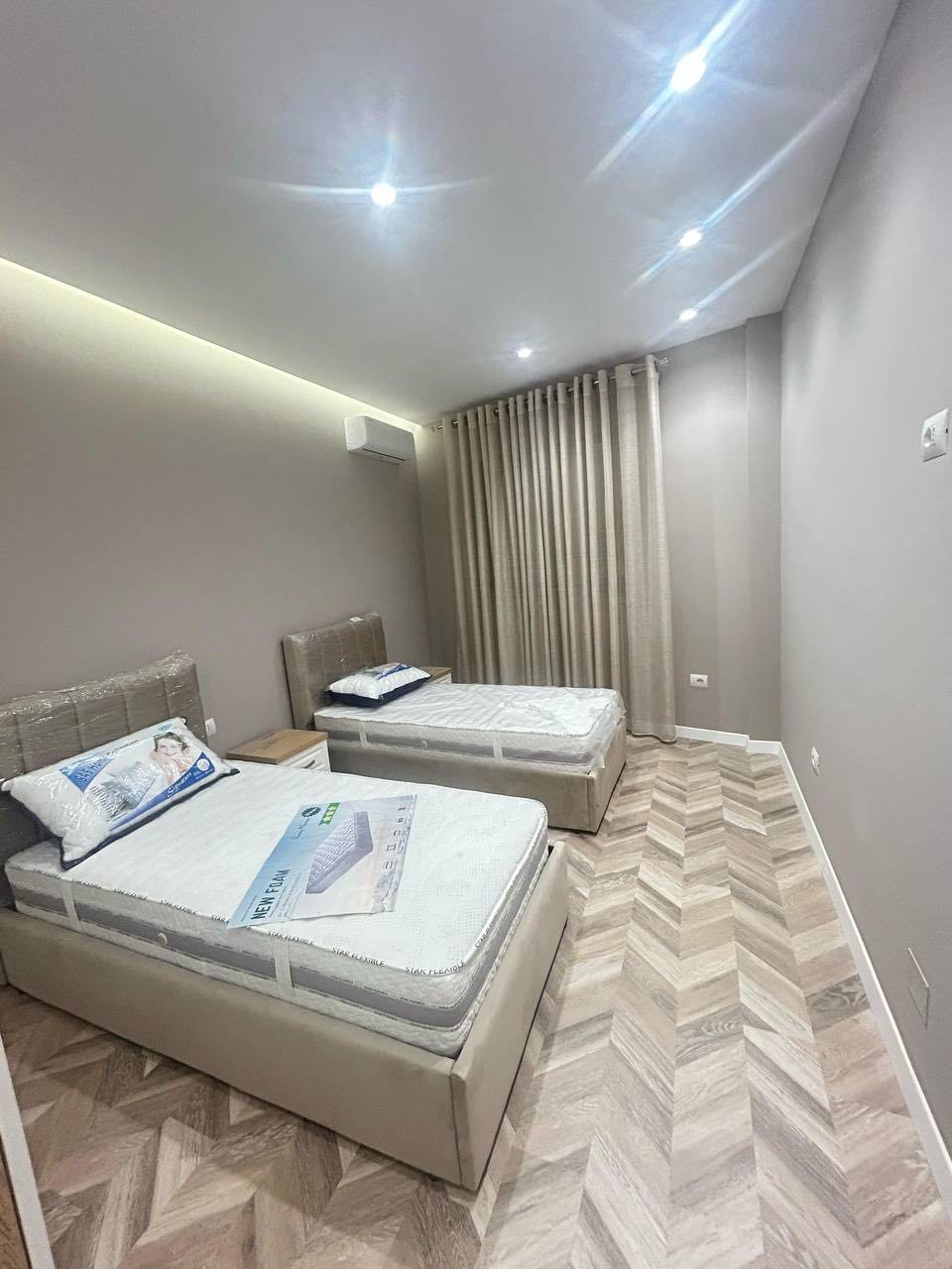 Apartament 2+1 per qera, ne Qender, Tirane.