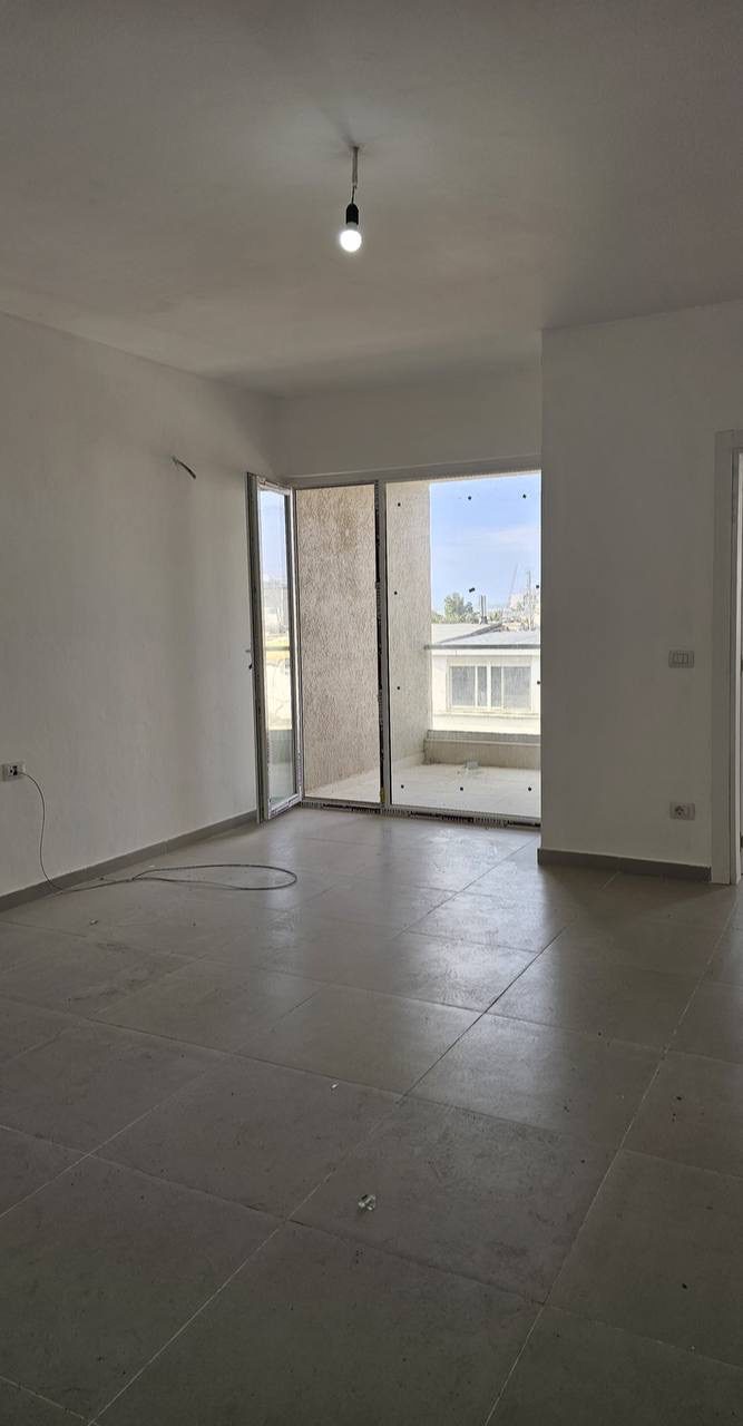 Apartament 2+1 per shitje, ne Golem, Durres.