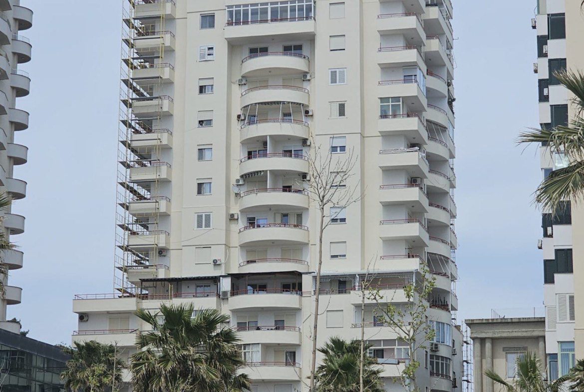 Apartament 3+1 per shitje, te Vollga, Durres.