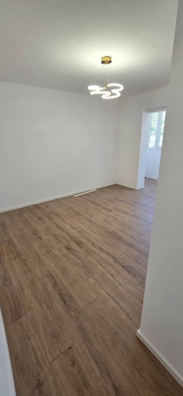 Apartament 2+1 per shitje, te rruga Kavajes, Tirane.