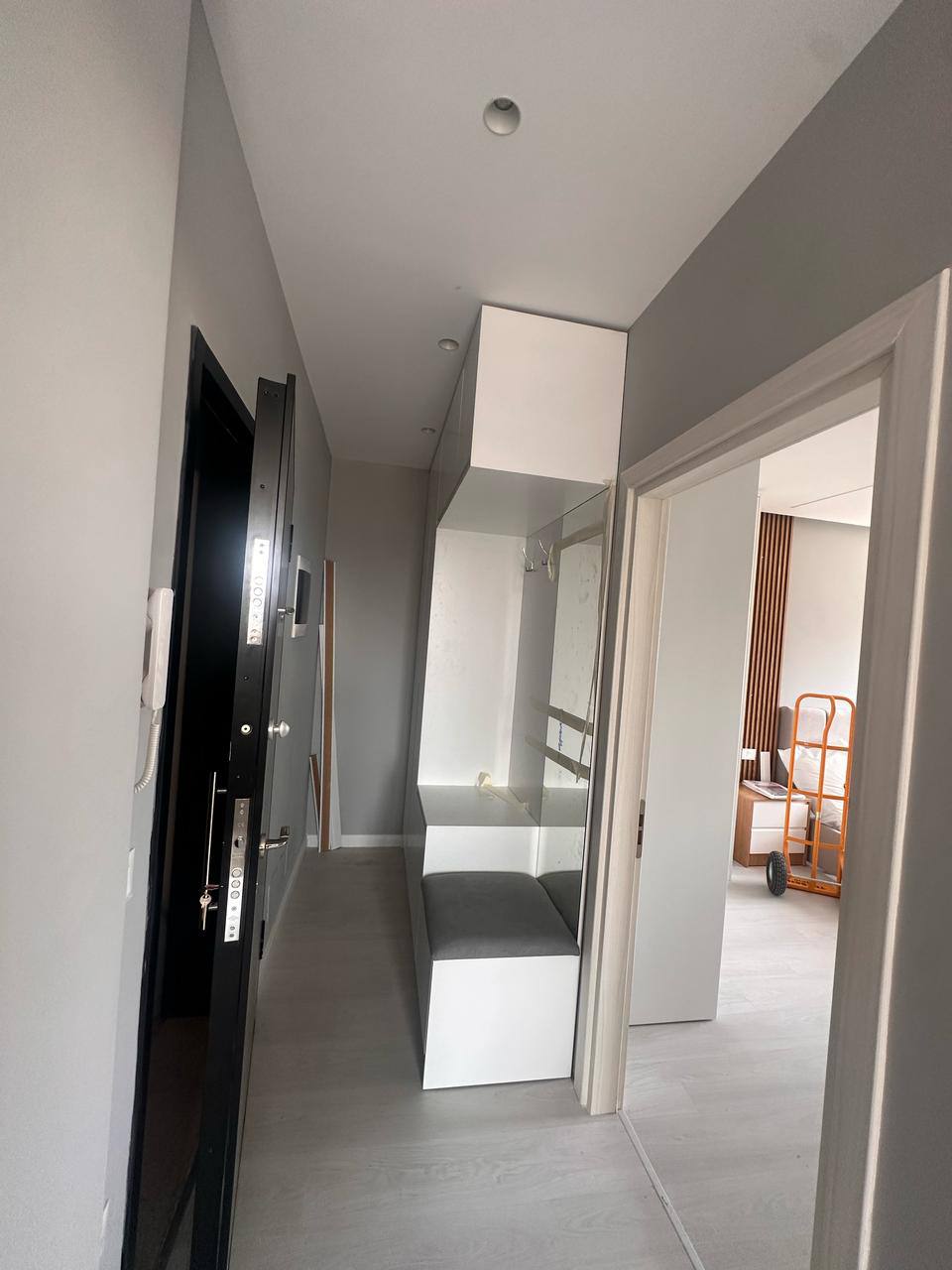 Apartament 1+1 per qera, te River Residence, Tirane.