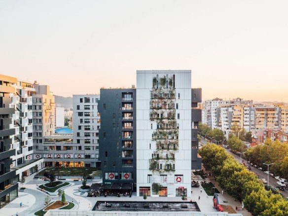 Apartament 1+1 per shitje, te kompleksi Square 21, Tirane.