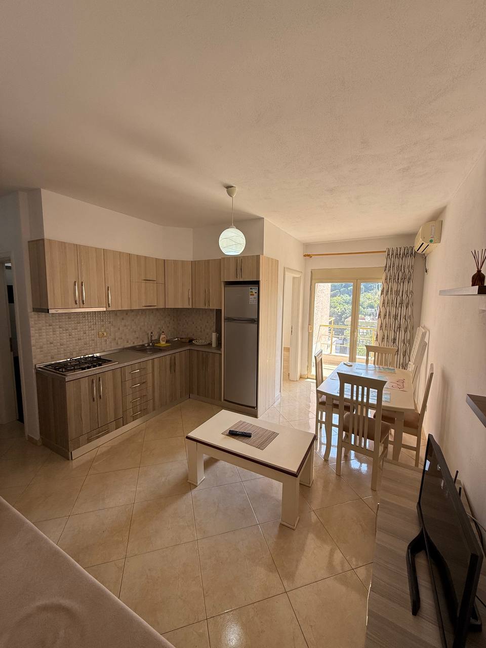 Apartament 1+1 per shitje, te Shkembi Kavajes, Durres.