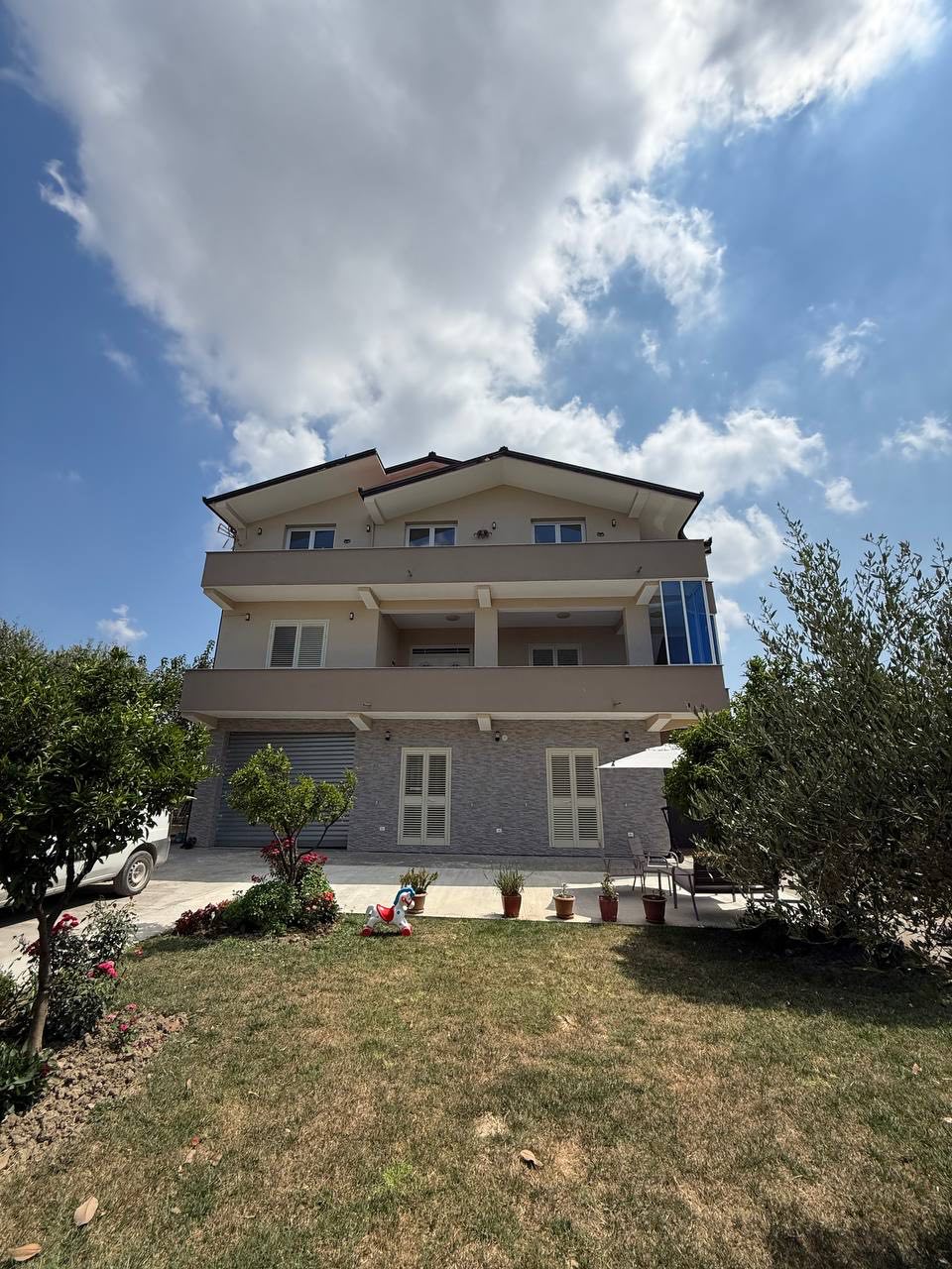 IMAGE 2025-07-21 13:49:14 Vile 3-kate per shitje, ne Sallmone, Durres.