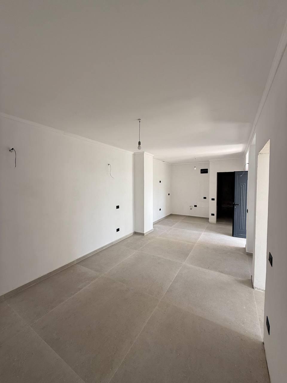 Apartament 2+1 per shitje, Golem, Durres.