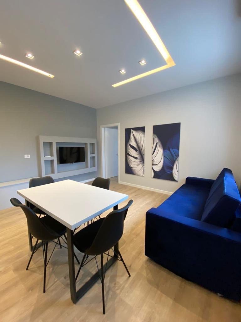 Apartament 1+1 per qera, te 21 Dhjetori, Tirane.