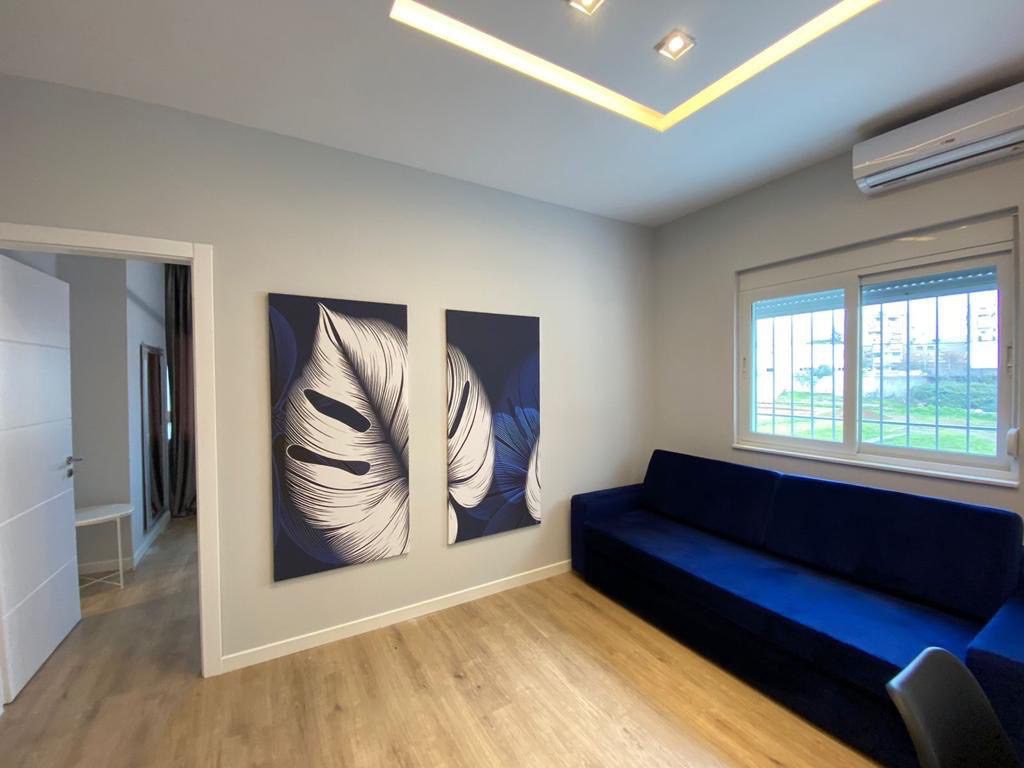 Apartament 1+1 per qera, te 21 Dhjetori, Tirane.