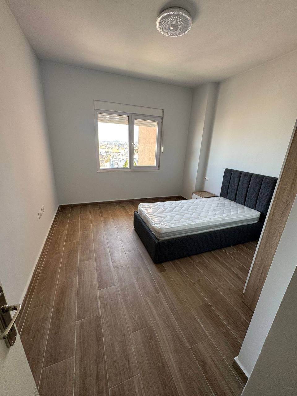 Apartament 2+1 per qera, te Zjarrfiksja, Durres.