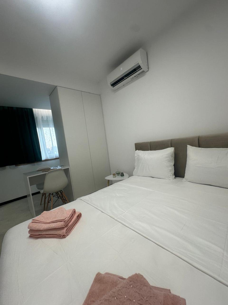 Apartamente per shitje, prane Square 21, Tirane.