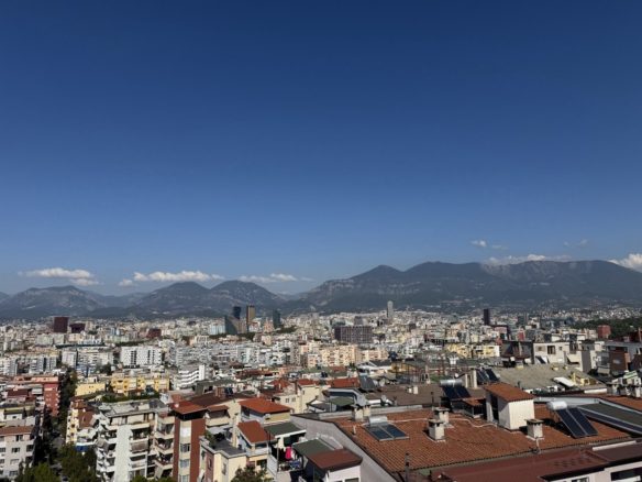 Apartament dupleks per shitje, te Residenca Kodra Diellit 1, Tirane.
