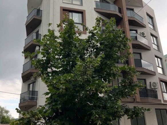 Apartament 1+1 per shitje, ne Golem, Durres.