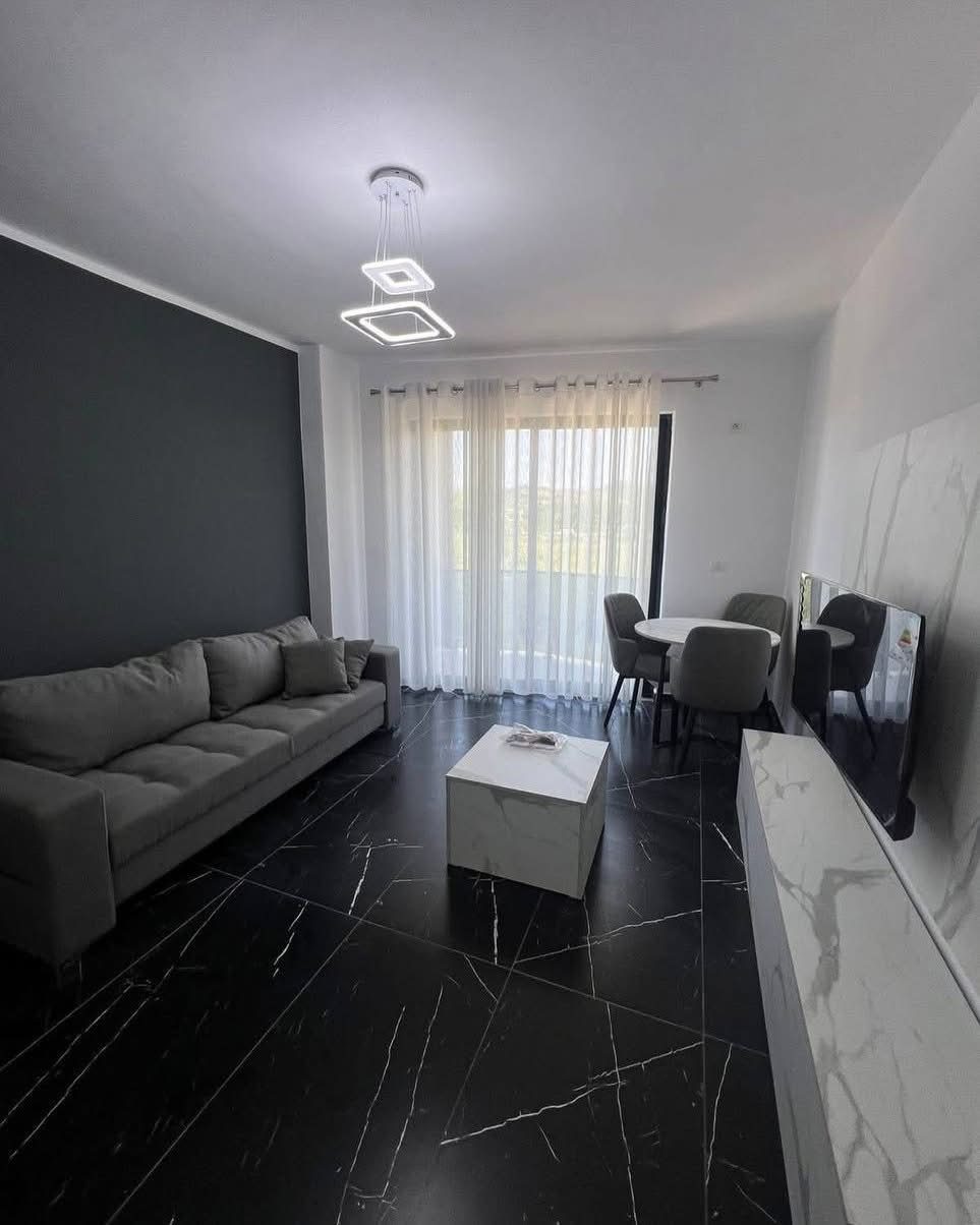 Apartament 1+1 per shitje, ne Golem, Durres.