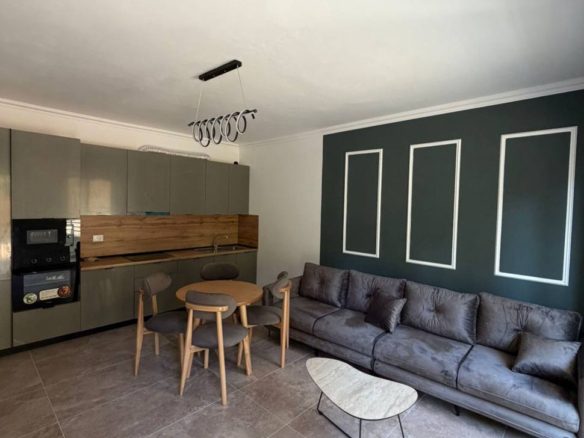 Apartament 1+1 me verande per shitje, Shkembi Kavajes, Durres.