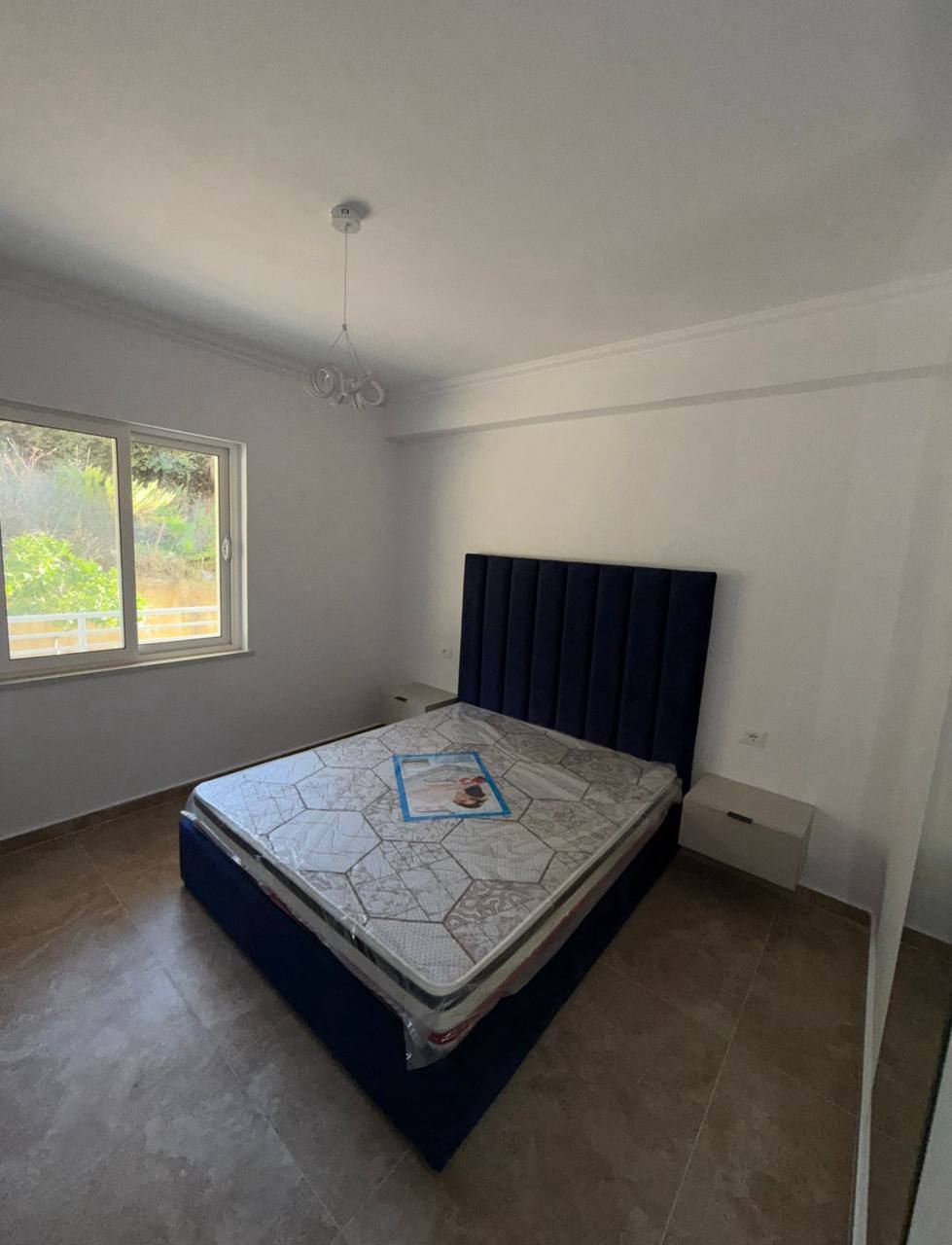 Apartament 1+1 me verande per shitje, Shkembi Kavajes, Durres.