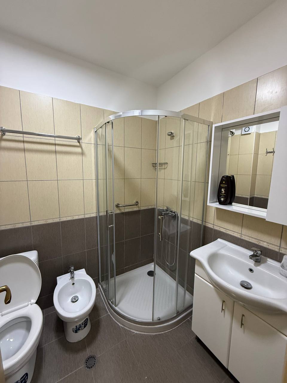 Apartament 1+1 per qera, te Currilat, Durres.