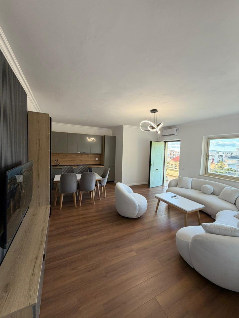Apartament 2+1 per shitje, Shkembi i Kavajes, Durres.