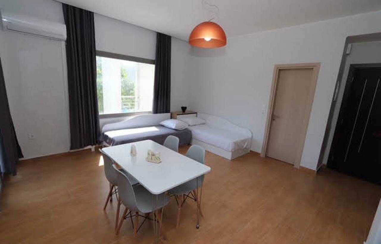 Apartamente per shitje, 100 metra larg detit, ne nje nga ishujt e Greqis.