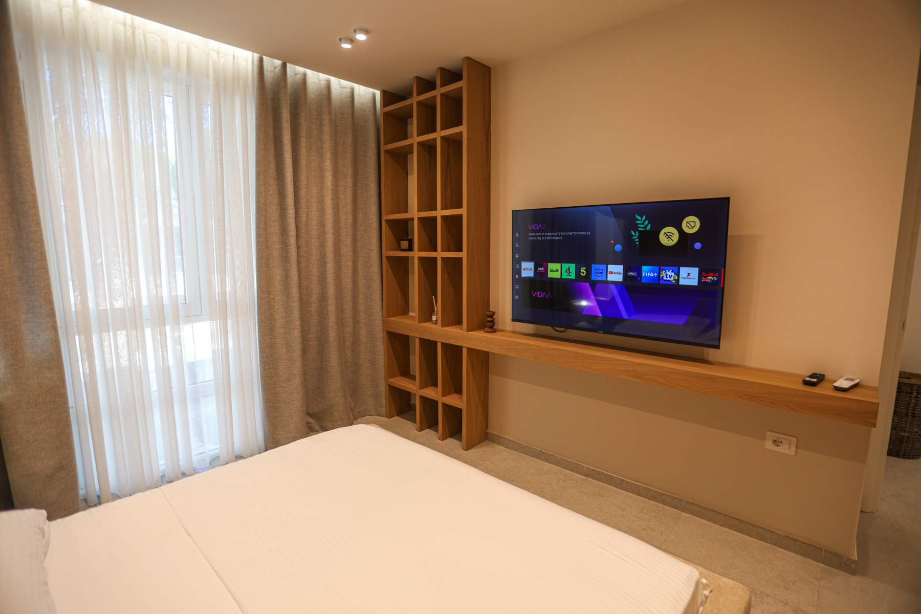 Super apartament 2+1 me parkim per qera, ne Gjirin e Lalezit, Durres.