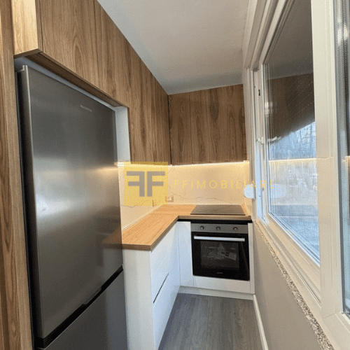 Apartament 1+1 per qera, prane shkolles se Kuqe, Tirane.