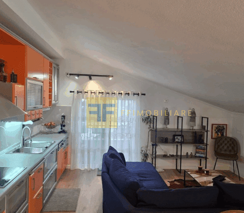 Penthouse 2+1+verandë për shitje, pranë fshatit Sos, Tiranë.