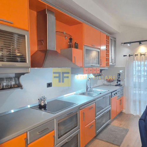 Penthouse 2+1+verandë për shitje, pranë fshatit Sos, Tiranë.