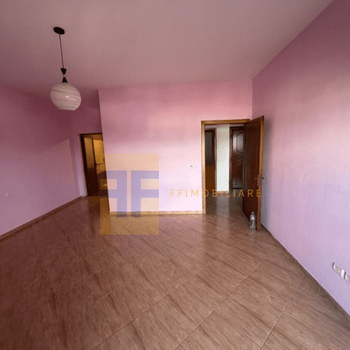 Apartament 2+1 ne shitje, Fier.