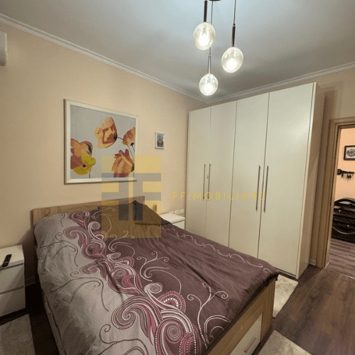 Apartament 3+1 për shitje, te Komuna Parisit, Tiranë.
