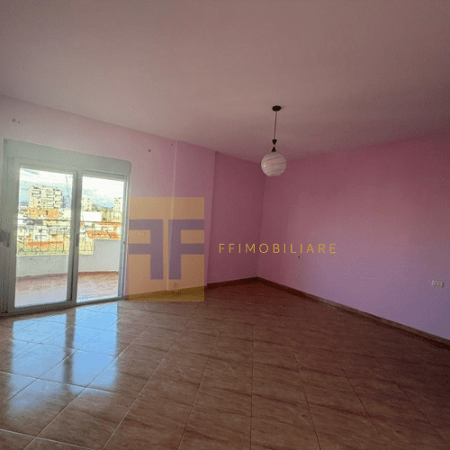 Apartament 2+1 ne shitje, Fier.