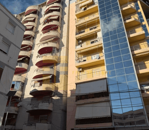 Apartament 2+1 ne shitje, Fier.