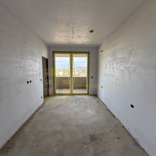 Apartament 1+1 per shitje, ne Golem, Durres.