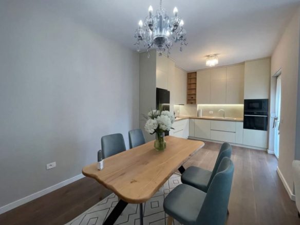 Apartament 3+1 për qera, Park Life Residence, Tiranë.
