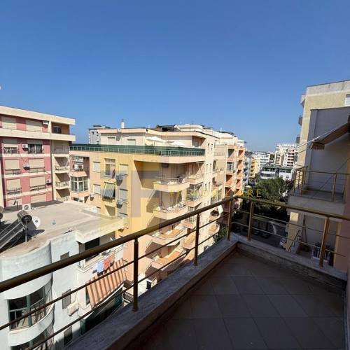 Apartament 1+1 për shitje, te Shkëmbi Kavajës, Durrës.